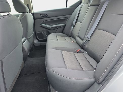 Used 2024 Nissan Altima 2.5 SV image 13