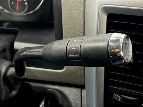 Used 2011 RAM 2500 SLT RWD image 28