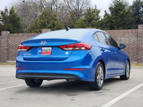 Used 2017 Hyundai Elantra SE w/ SE A/T Tech Package 03 image 6