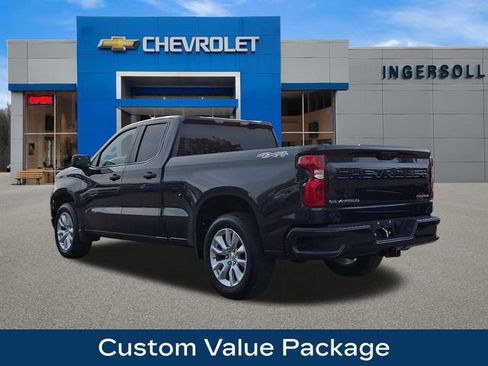 Used 2022 Chevrolet Silverado 1500 Custom image 6