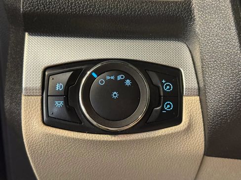 Used 2011 Ford Explorer XLT w/ 202A Rapid Spec Order Code FWD image 9