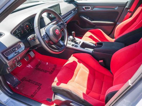 Used 2023 Honda Civic Type R image 17
