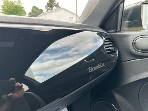 Used 2015 Volkswagen Beetle 1.8T FWD image 24