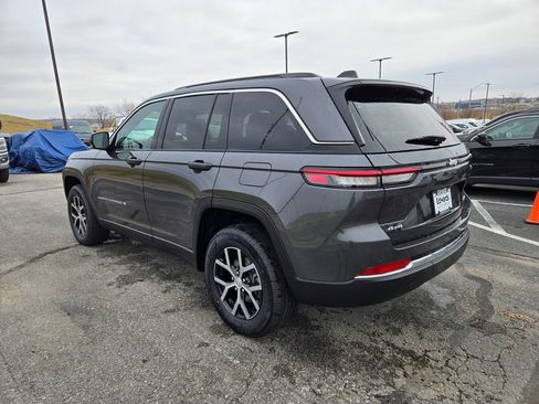 New 2025 Jeep Grand Cherokee Limited image 6