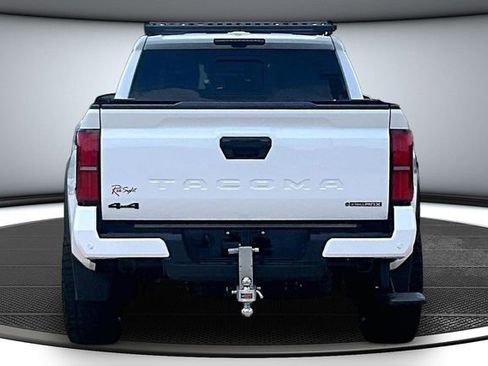 Used 2025 Toyota Tacoma TRD Off-Road w/ TRD Off Road Premium Package AWD/4WD image 5
