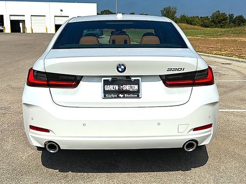New 2026 BMW 330i Sedan w/ Premium Package RWD image 7
