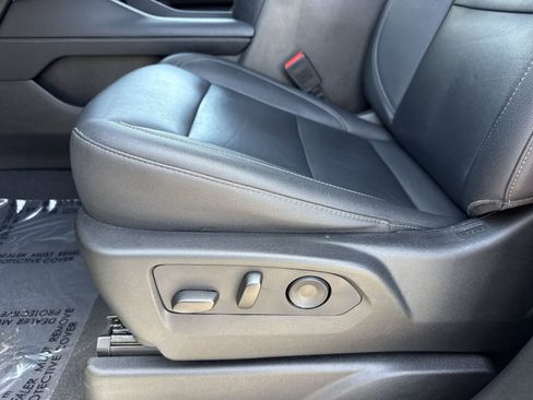 Used 2023 Chevrolet Tahoe LT w/ Luxury Package RWD image 48
