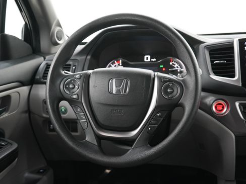 Used 2017 Honda Pilot EX image 17