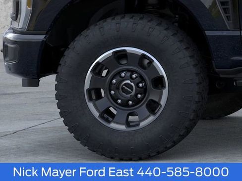 New 2026 Ford F350 Platinum w/ Tremor Off-Road Package AWD/4WD image 21