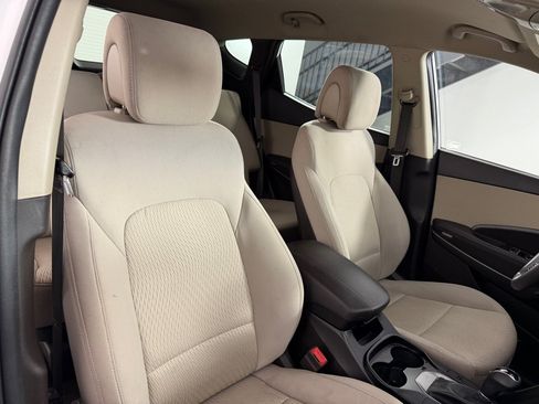 Used 2018 Hyundai Santa Fe Sport w/ Winter Weather Package FWD image 23