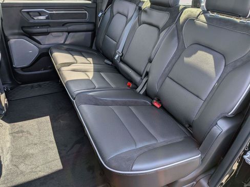 New 2026 RAM 1500 Laramie AWD/4WD image 28