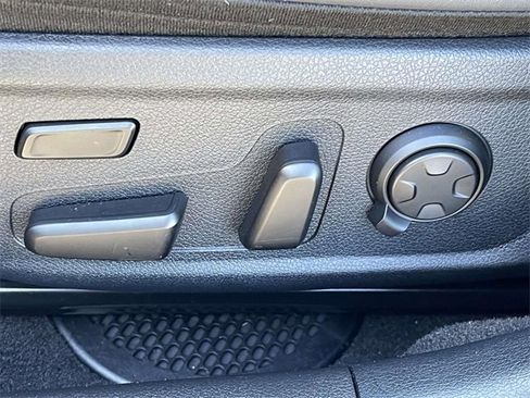 Certified 2023 Kia Stinger GT2 image 31