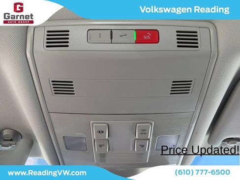 Certified 2023 Volkswagen Jetta SE FWD image 29
