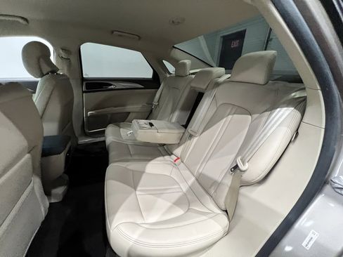 Used 2019 Lincoln MKZ Premiere image 25