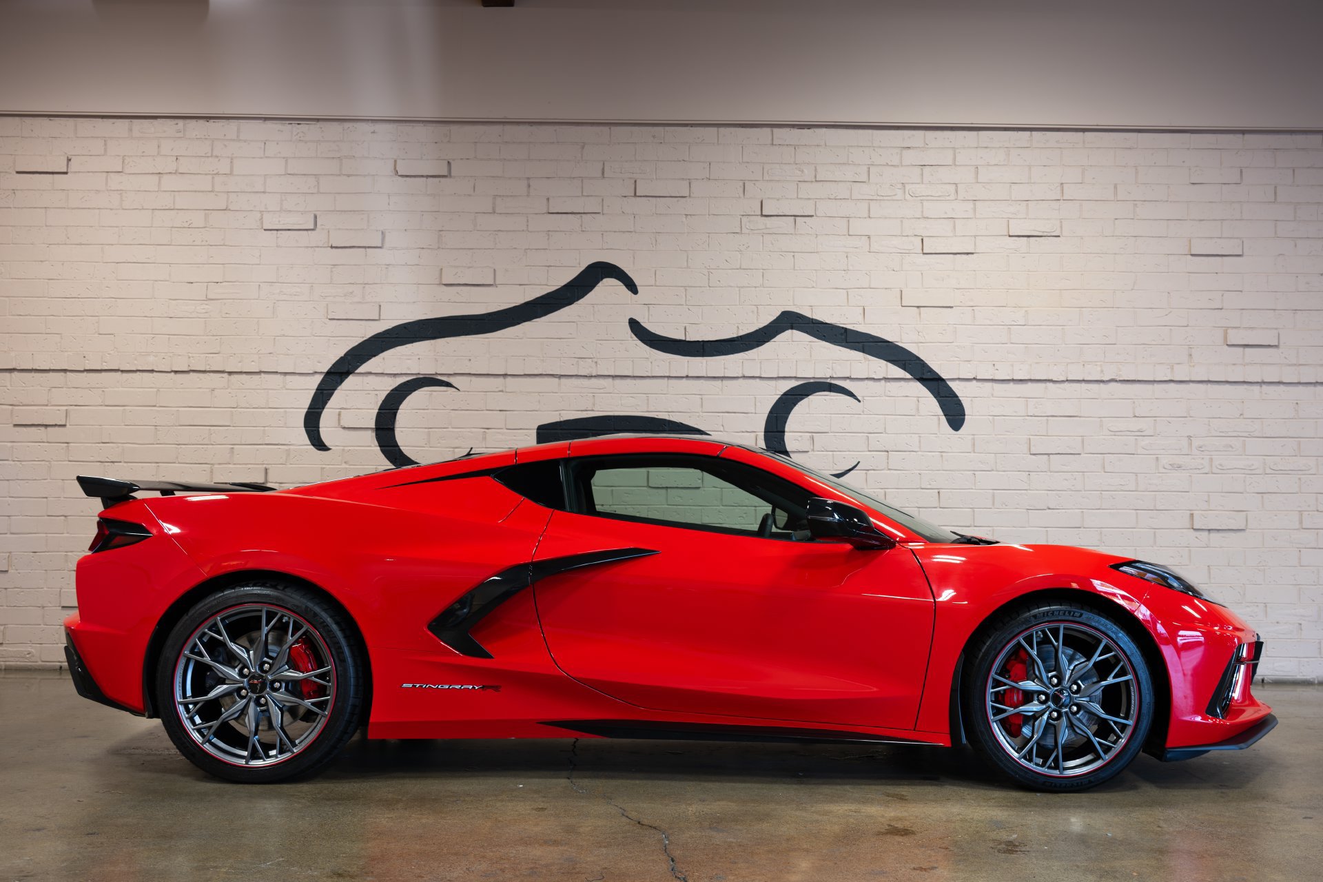 Used 2025 Chevrolet Corvette Stingray Premium Cpe w/ Z51 Performance Package RWD image 4
