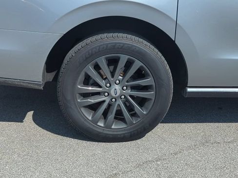 Used 2021 Ford Expedition Max Limited RWD image 11