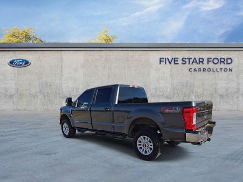 Used 2017 Ford F250 XL w/ STX Appearance Package image 7