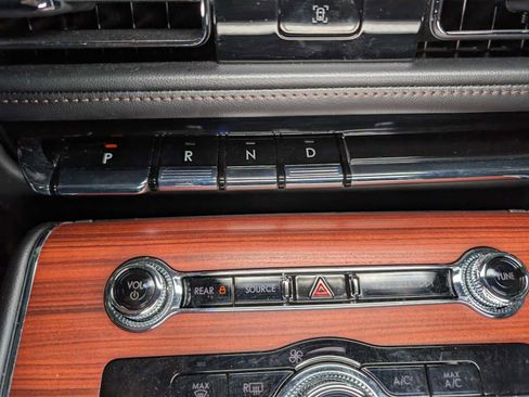 Used 2024 Lincoln Aviator Reserve w/ Elements Package Plus image 30