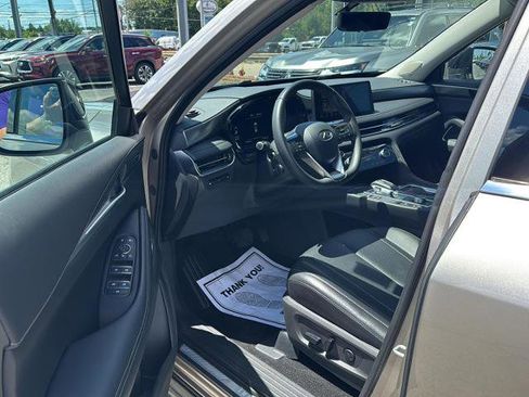 Certified 2024 INFINITI QX60 Luxe w/ Vision Package image 13