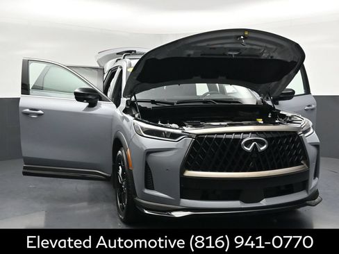 Certified 2026 INFINITI QX60 Sport w/ Dark Cargo Package AWD/4WD image 38