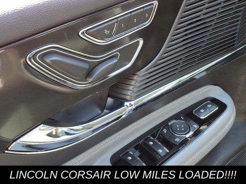 Used 2022 Lincoln Corsair AWD w/ Equipment Group 101A image 14