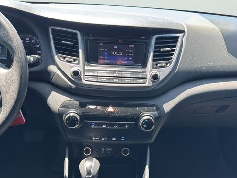 Used 2017 Hyundai Tucson SE w/ SE Popular Package 02 FWD image 15