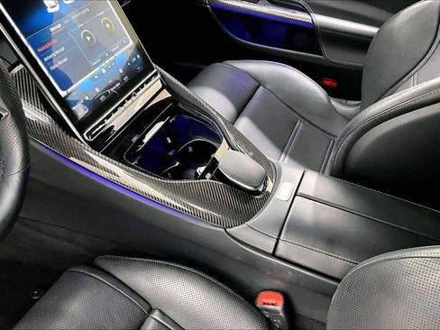 Certified 2022 Mercedes-Benz SL 63 AMG 4MATIC image 17