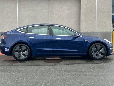 Used 2018 Tesla Model 3 Long Range RWD image 3