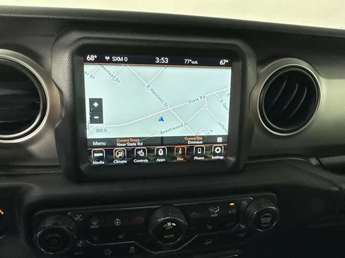 Used 2021 Jeep Wrangler Unlimited Sport AWD/4WD image 10
