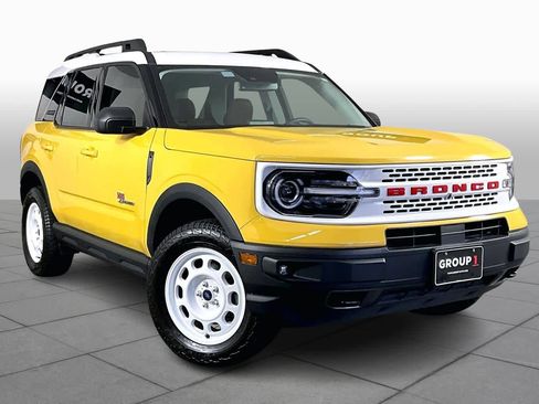 Used 2023 Ford Bronco Sport Heritage Limited image 3