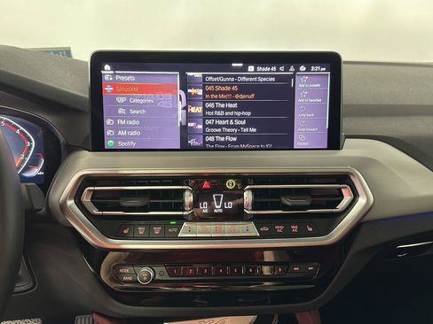 Used 2023 BMW X4 xDrive30i w/ Premium Package AWD/4WD image 20