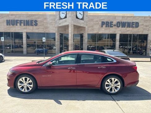Used 2017 Chevrolet Malibu Premier w/ Driver Confidence Package FWD image 1