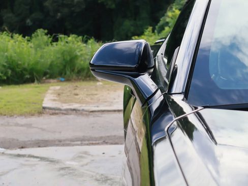 Used 2016 Chevrolet Camaro SS image 9