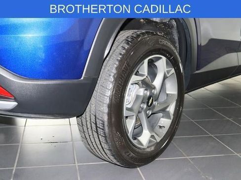 Used 2024 Chevrolet Trax LT w/ Driver Confidence Package FWD image 14