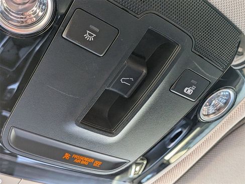 Certified 2022 Kia Sorento SX image 21