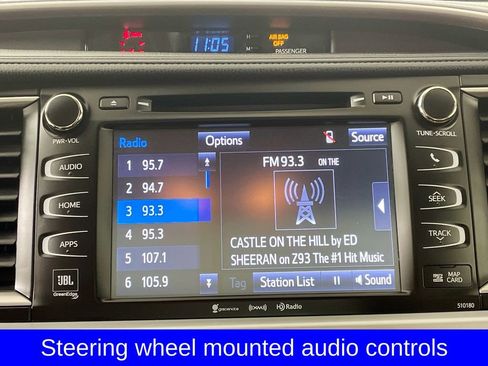 Used 2018 Toyota Highlander Limited image 16