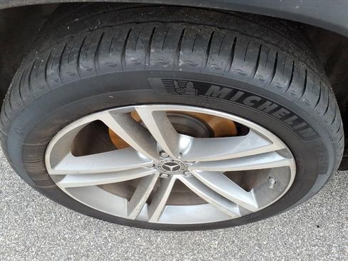 Used 2022 Mercedes-Benz GLE 450 4MATIC image 9