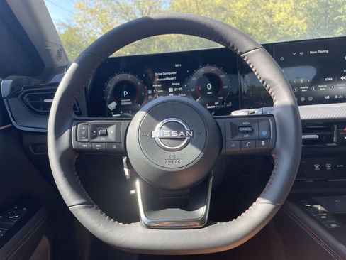 Certified 2026 Nissan Kicks SR w/ SR Premium Package AWD/4WD image 29
