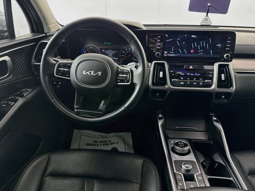 Used 2022 Kia Sorento EX w/ Panoramic Sunroof Package FWD image 28