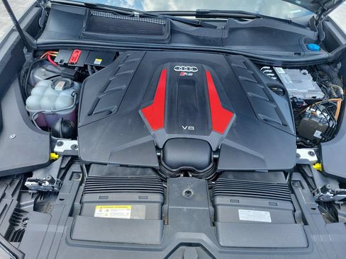 Used 2024 Audi RS Q8 AWD/4WD image 30