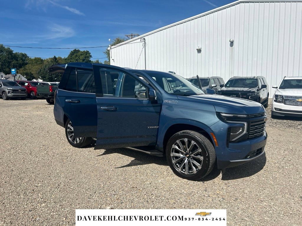 Used 2026 Chevrolet Tahoe High Country w/ Sun And Tow Package AWD/4WD image 16