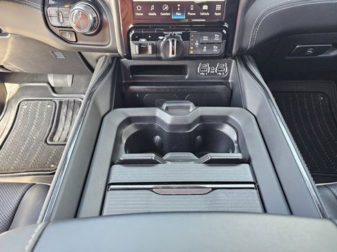 Used 2022 RAM 1500 Limited AWD/4WD image 31