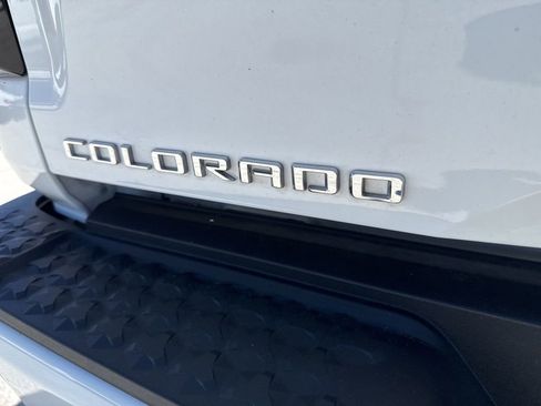 Used 2023 Chevrolet Colorado LT w/ LT Convenience Package II image 12