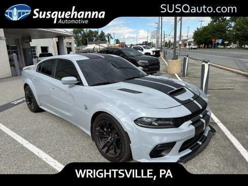 Used 2021 Dodge Charger SRT Hellcat RWD image 1