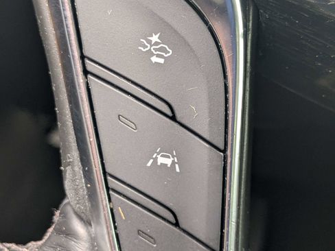 Used 2022 Cadillac XT5 Premium Luxury FWD image 38