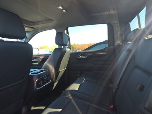 Used 2022 GMC Sierra 1500 Denali w/ Denali Reserve Package image 15