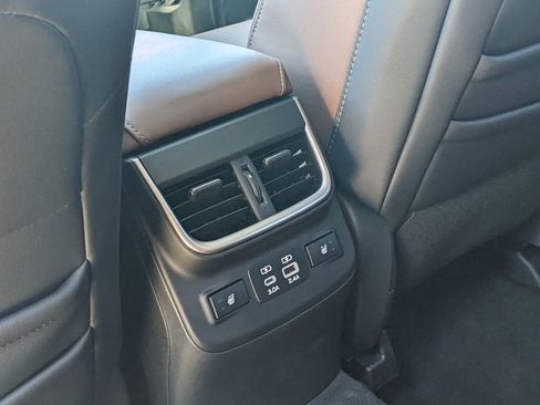 Used 2024 Subaru Outback Touring XT AWD/4WD image 23