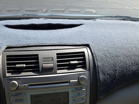 Used 2008 Toyota Camry LE FWD image 22