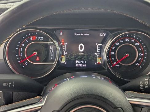 Used 2022 Jeep Wrangler Unlimited Rubicon w/ Trailer Tow Package image 16