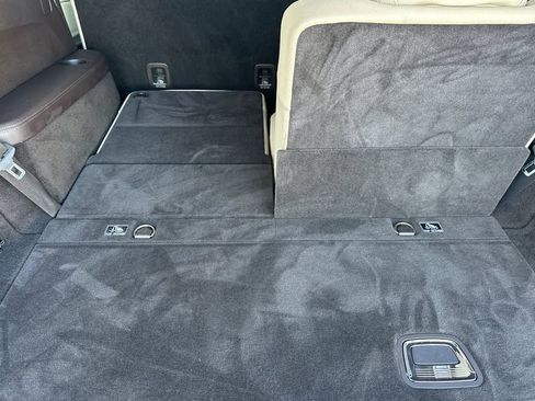 Used 2017 Mercedes-Benz GLS 450 4MATIC image 16